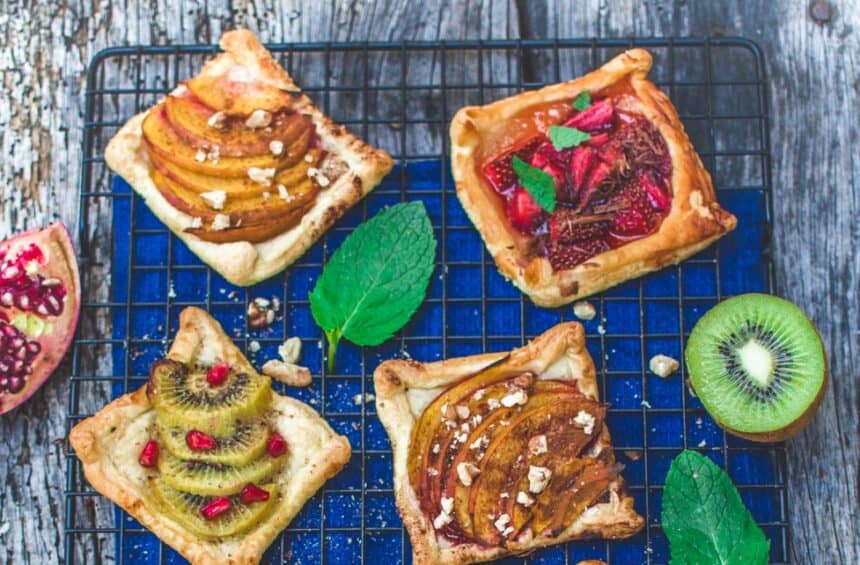 Vegan Fall Desserts | Mini Vegan Fruit Tarts | Easy Dessert Recipe | World of Vegan | #vegan #tarts #fruits #fruits #dessert #worldofvegan